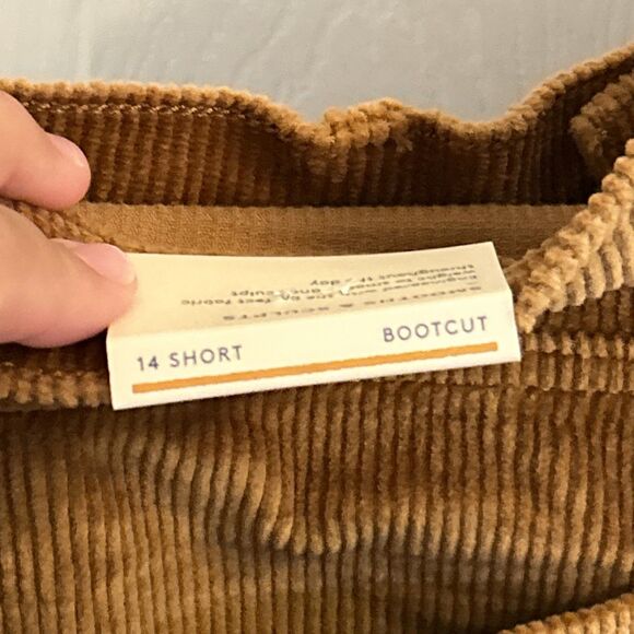 NWT Universal Thread Women 14 Short Corduroy Pants Brown High Rise Bootcut - Picture 13 of 16